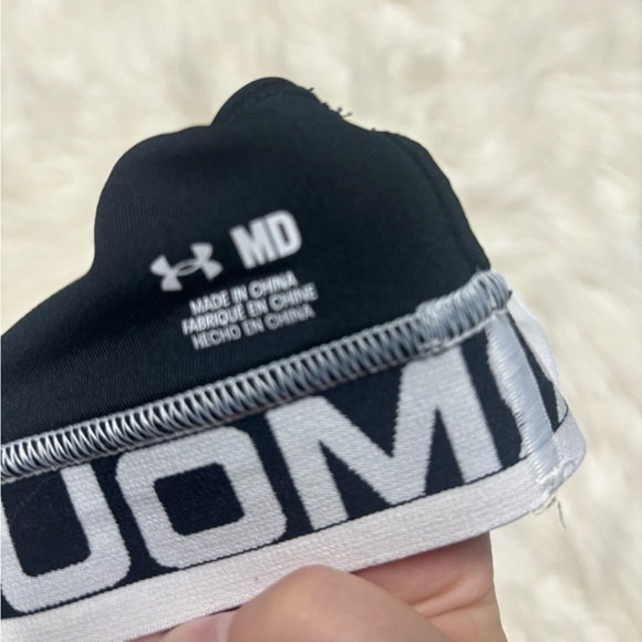 Under Armour Sports Bra - Girls Medium - Picture 3 of 4